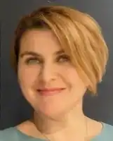 Попова Карина Евгеньевна